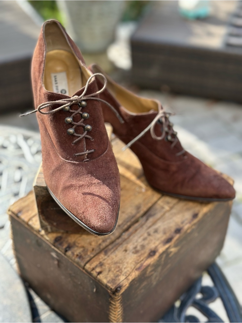 Saks Fifth Avenue Brown Suede Lace Up Oxford Heels Size 10 M Made in Italy
